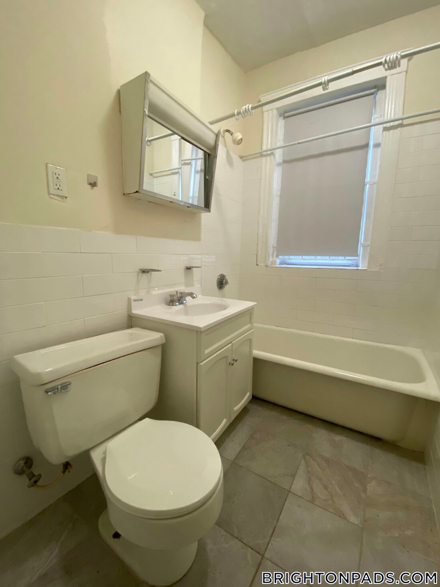 Building Photo - 135 Washington St