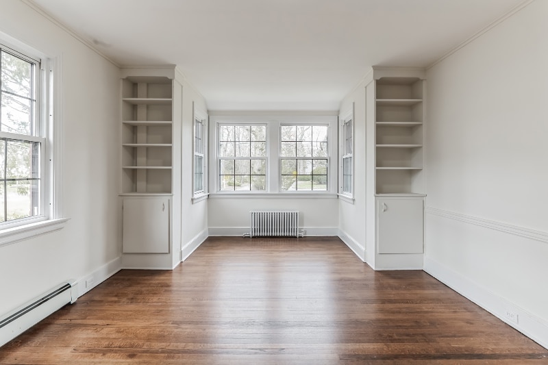 Building Photo - 60 Maple Ave