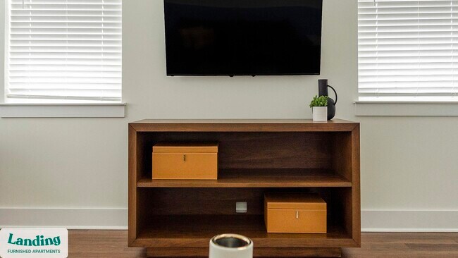 Building Photo - 901 Kelly Green Ln