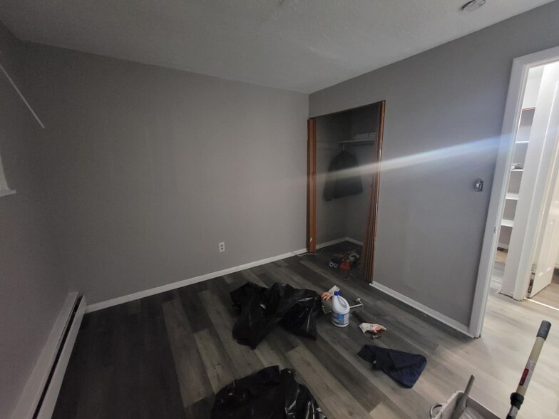 Building Photo - 14815-14835 Euclid Ave