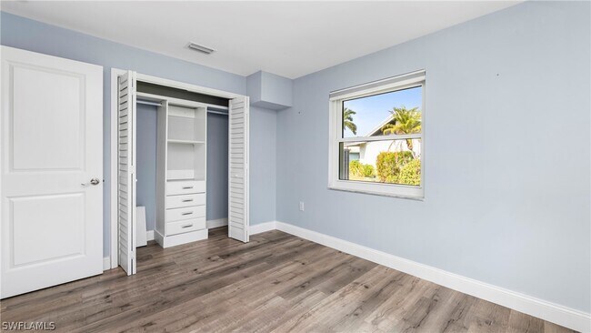 Building Photo - 54 Hilo Ct