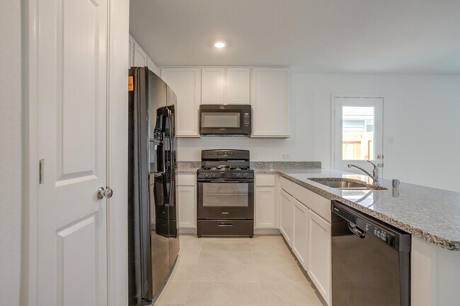 Building Photo - Amazing Northpointe Cottage- 3 Bed, 2 Bath- Eagle Mountain Saginaw ISD- 76179