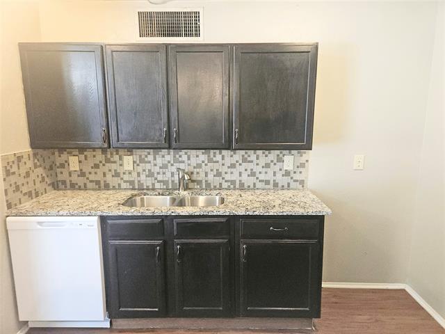 Building Photo - 6809 Glenhurst Dr