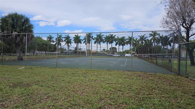 Building Photo - 5800 SW 127th Ave