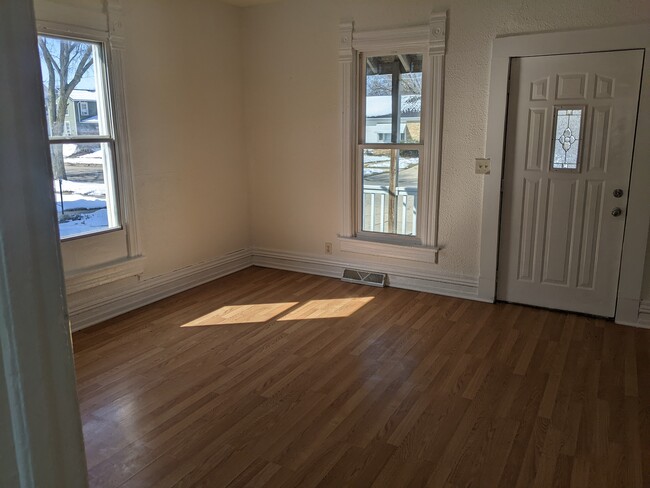 Dining room - 224 N Palm St