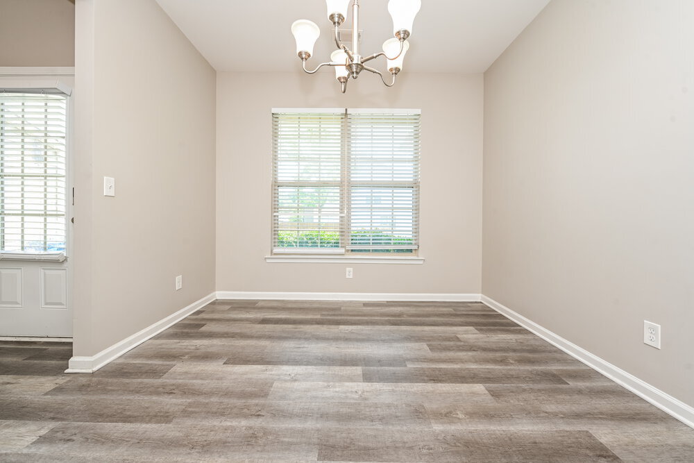 Building Photo - 4325 Comfort Trail