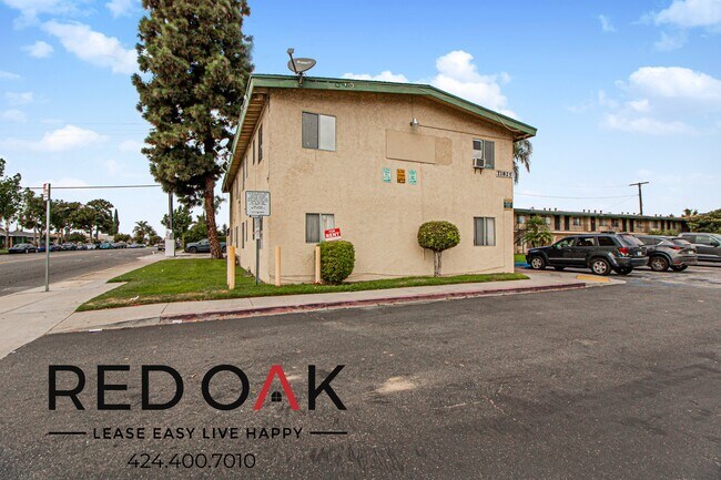 Building Photo - 11823 Lakewood Blvd