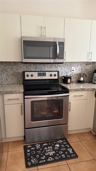 Building Photo - 17720 NW 73rd Ave