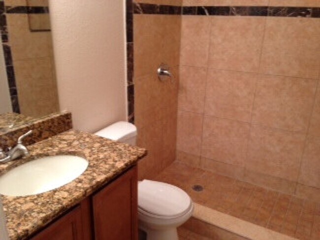 Building Photo - Remodeled Patio Home, Minutes Away From UCF, Technology Park, & the E/W Expressway