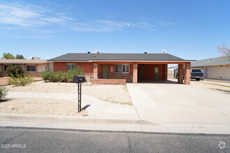 Building Photo - 2620 W Irisado Cir