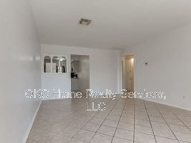 Building Photo - 7123 NW 16th St