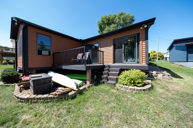 Building Photo - 24075 W Cedar Lake Dr