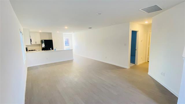 Building Photo - 205 Bable Run Dr