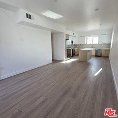 Building Photo - 10829 Peach Grove St