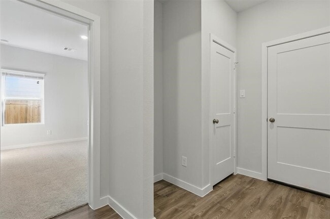Building Photo - 25187 Leather Leaf Ct