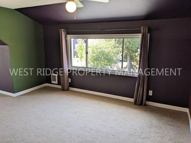 Building Photo - 9224 N Polk Ave