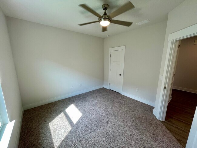 Building Photo - 3533 Sailfish Dr
