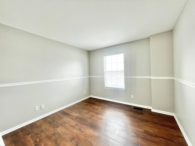 Building Photo - 602 Pearces Ford Rd