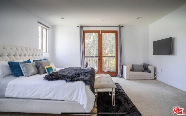 Building Photo - 19246 Liam Ln