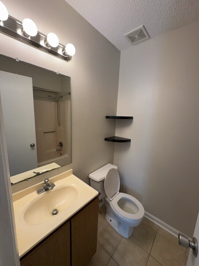 Building Photo - 2903 Norbrick St