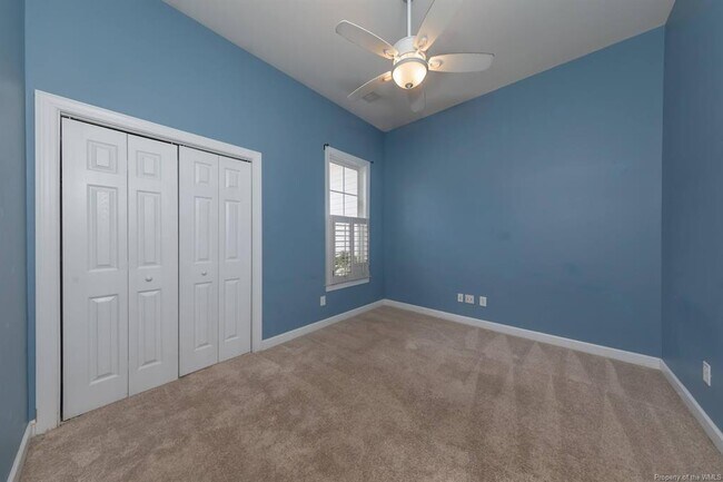 Building Photo - 9127 3 Bushel Dr
