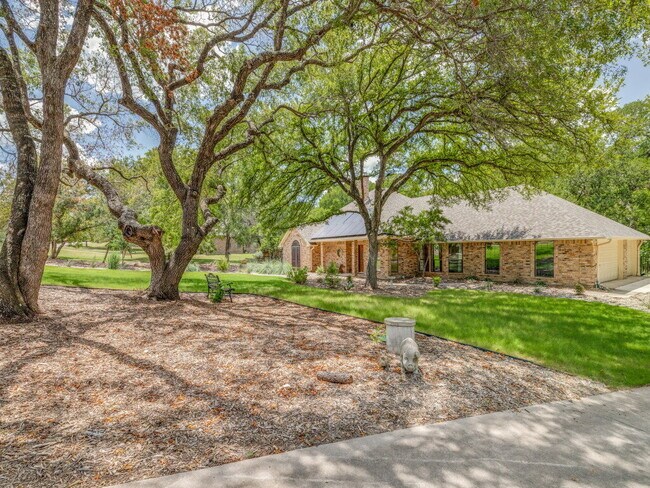 Building Photo - 119 Deer Creek Dr