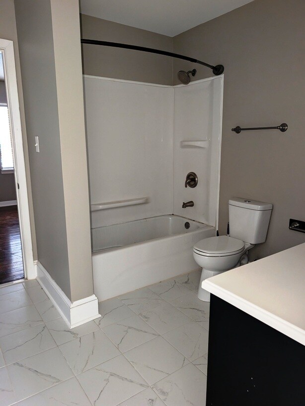 Building Photo - 3501 Christopher Dr NW