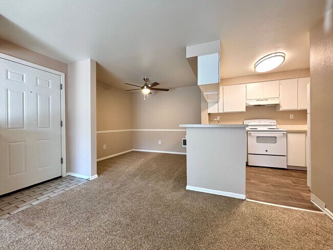 Interior Photo - Overlook Pointe Apartments