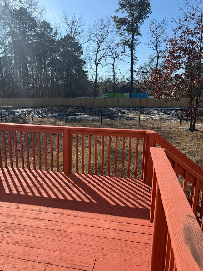 Building Photo - Spacious 4-Bedroom Gem in Desirable Galloway – Ready to Move In!