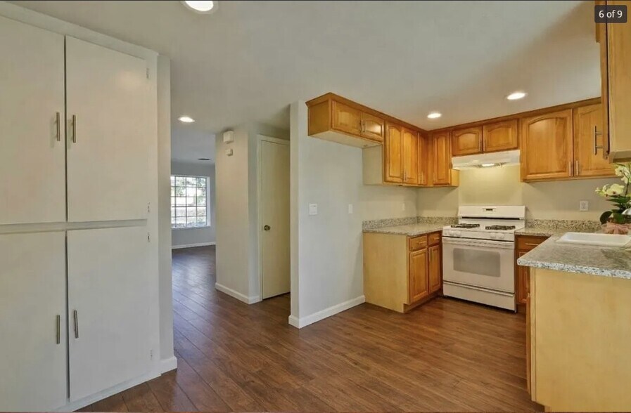 Building Photo - 846 Paseo Estero Dr