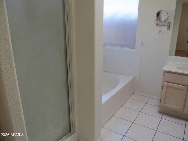 Building Photo - 18227 N 85th Dr