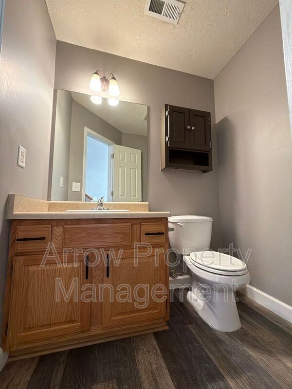 Building Photo - 5749 NW 14th St