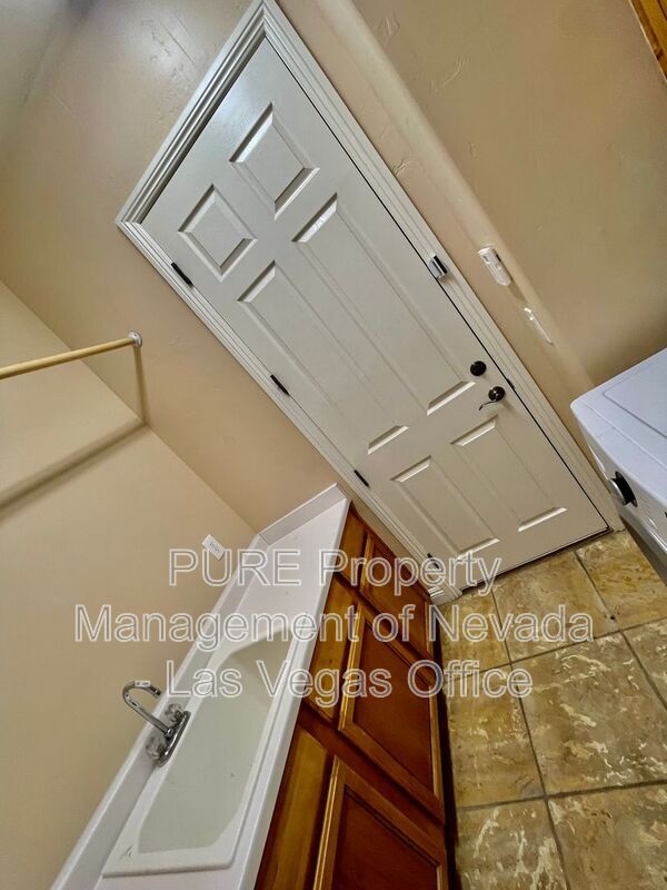 Building Photo - 1243 Casa Palermo Cir
