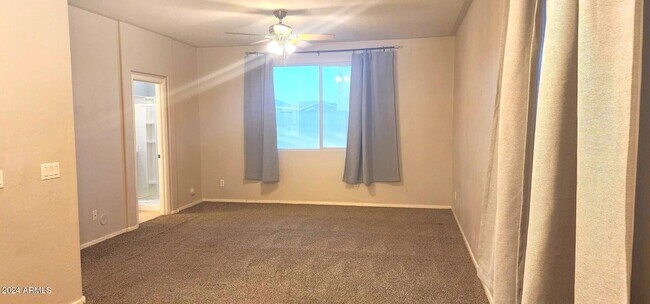 Building Photo - 7410 W Darrel Rd