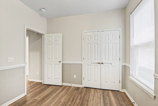 Building Photo - Beautiful Ranch Home Near Dining, Shopping & The Palladium