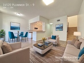 Building Photo - 14520 Plummer St