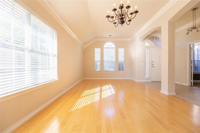 Building Photo - 4552 Oak Shores Dr