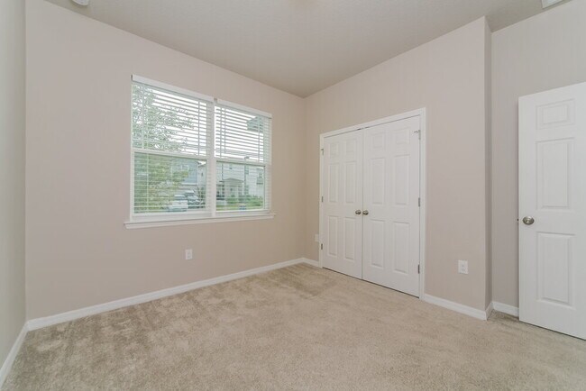 Building Photo - 2335 Raven Rdg Dr