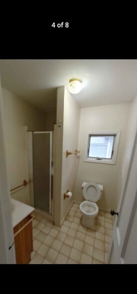 Building Photo - 19 1st St