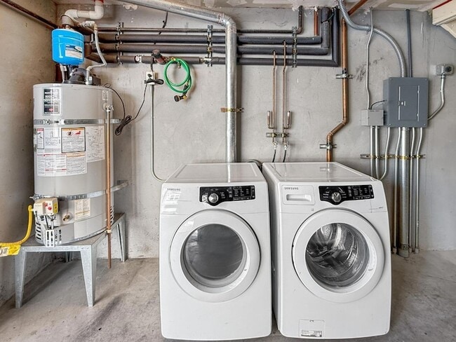 Building Photo - 830 Frederick Commons