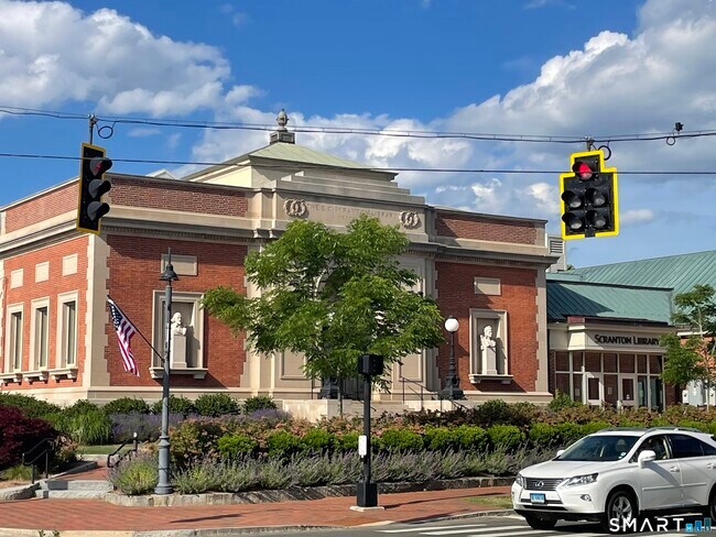 Building Photo - 1023 Boston Post Rd