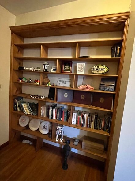 Built in - 365 Hamilton St