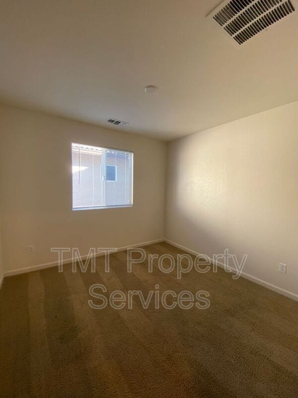 Building Photo - 5471 Westhampton Way