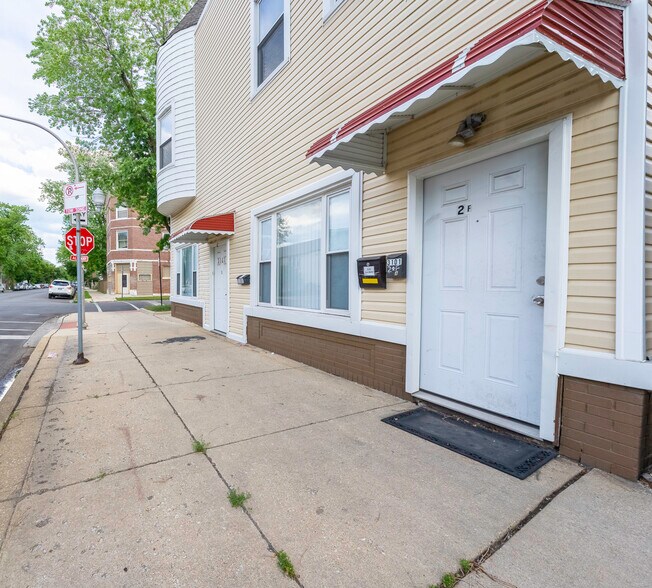 Building Photo - 3101 W 38th St