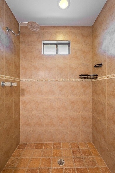 Building Photo - 2677 Fox Cove Drive