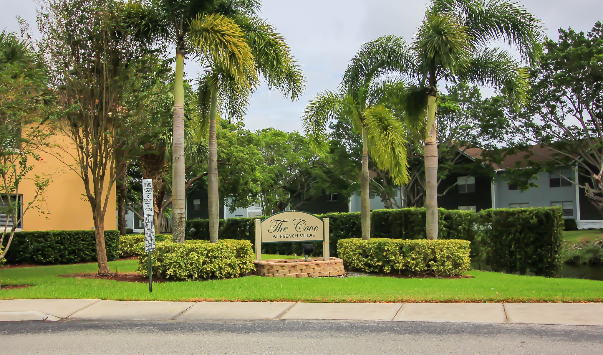 Building Photo - 630 NW 79th Ter