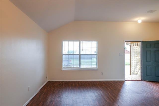 Building Photo - 900 Plumeria Dr