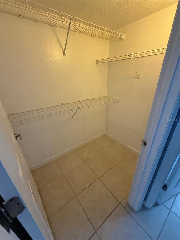 Building Photo - 814 Crest Pines Dr