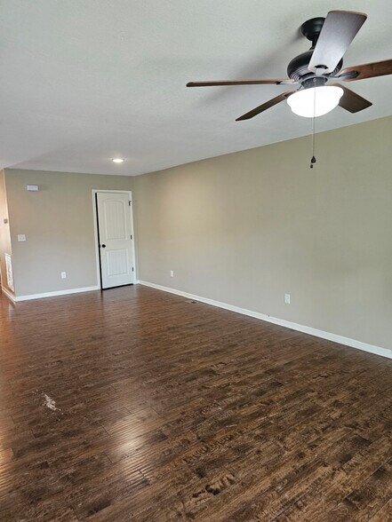 Building Photo - 228 Vanover Ln