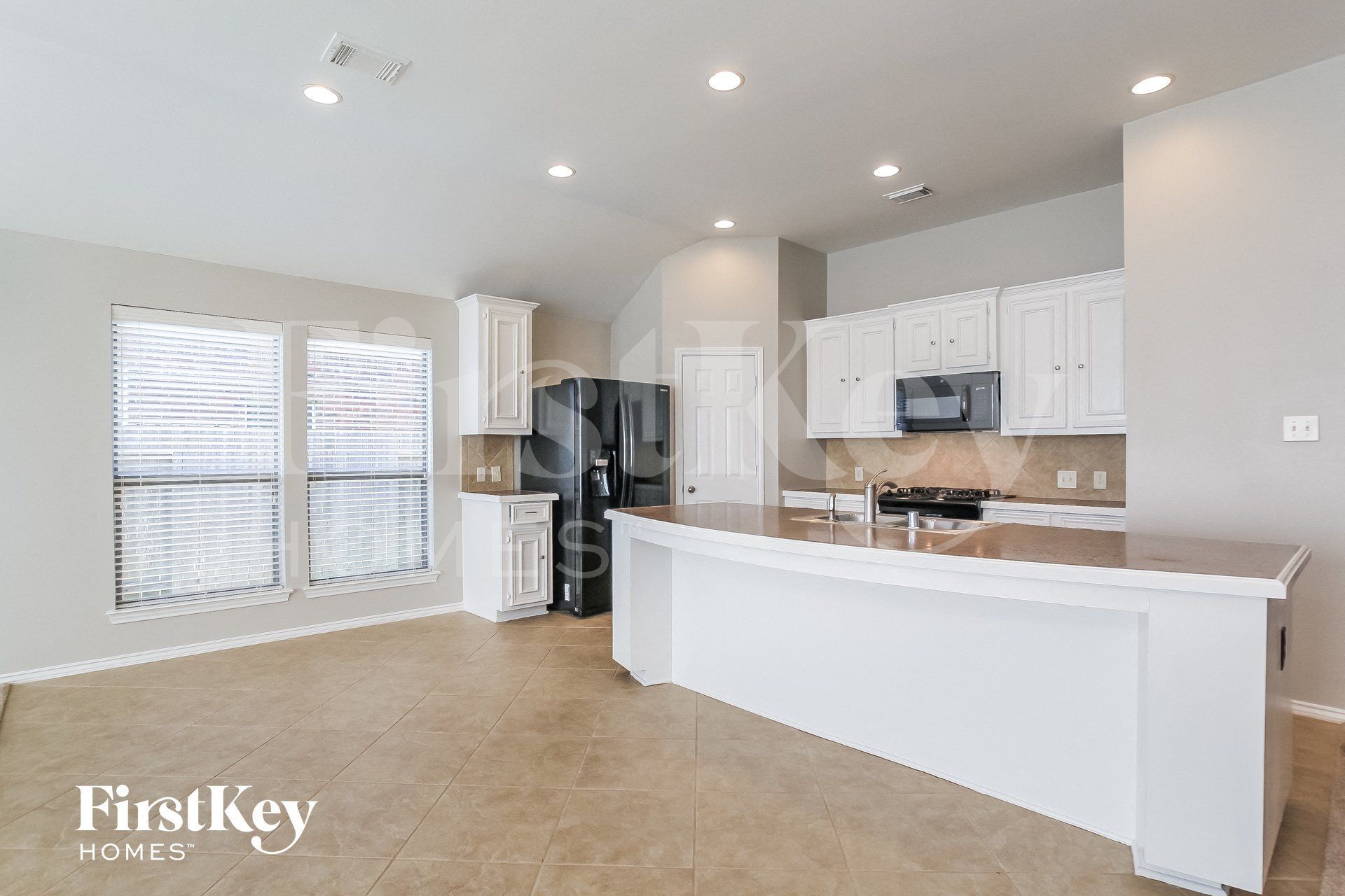 Building Photo - 2703 Facet Creek Dr